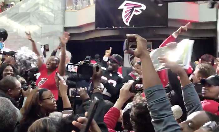 falcons-fans.png